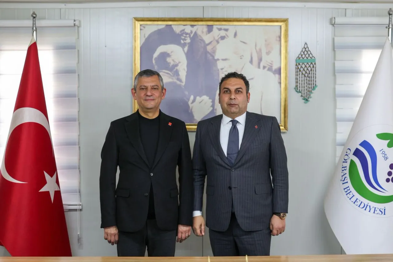 Özgür Özel'den Adıyaman'da Coşkulu Vatandaş Buluşması