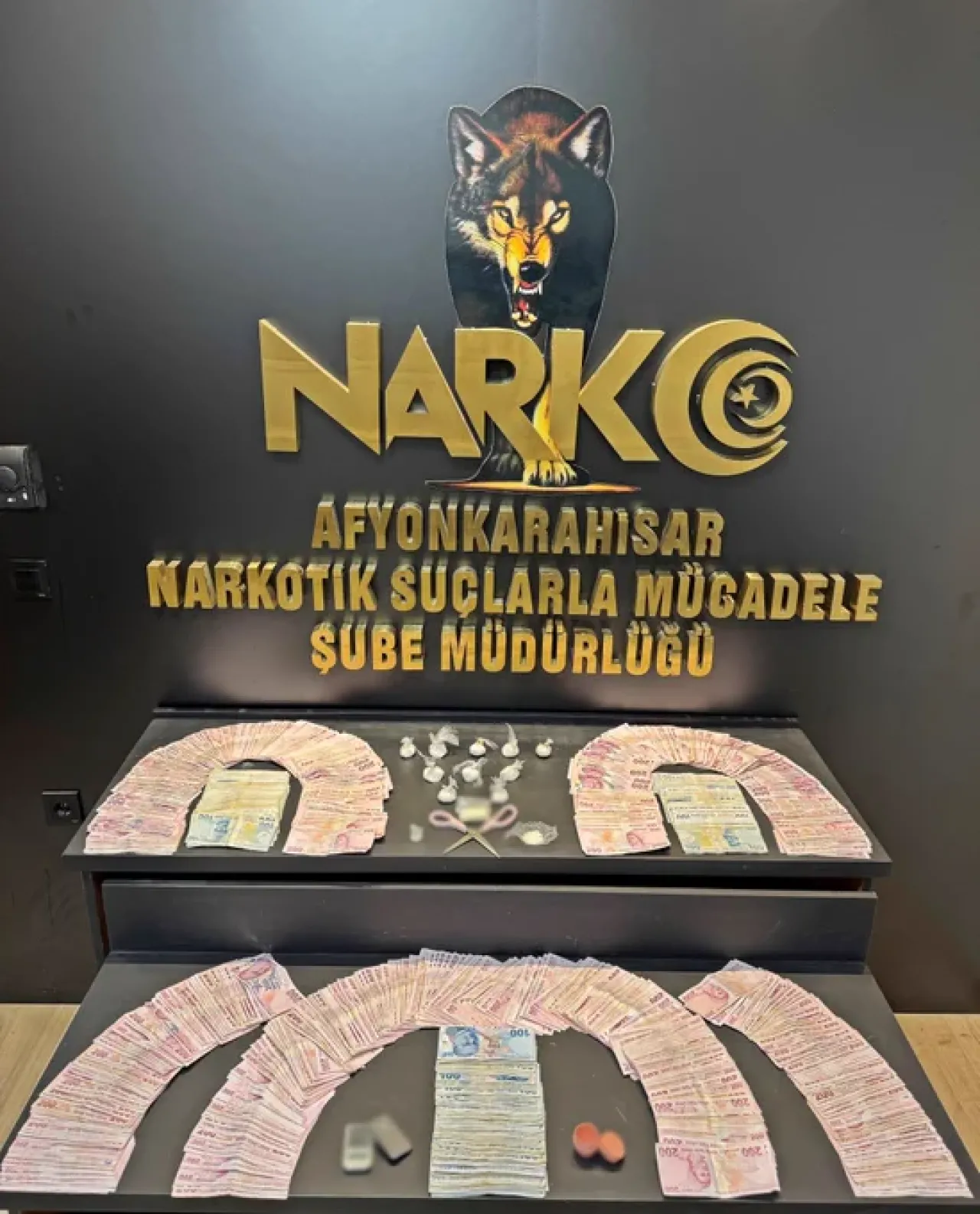 Uyuşturucu Operasyonunda 135 Gram Madde ve 168 Bin TL Ele Geçirildi