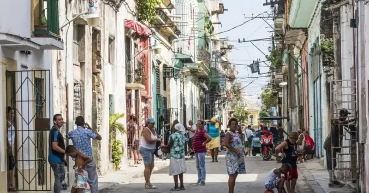 Havana'da Çöp Sorununa Yerel Çözüm: Batazo Projesi ile Topluluk Temizlik Hareketi